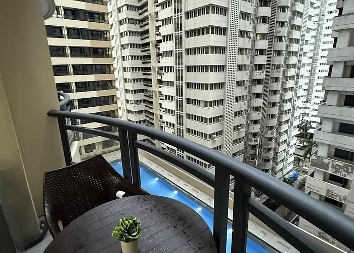 Sy Bay Beside Okada Near Moa Cod T3 Msv2117h * Manila